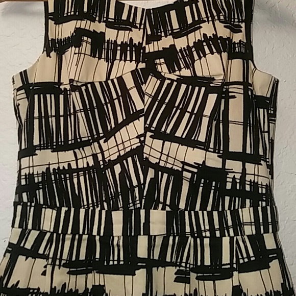 Coast Women's Beige and Black Fitted Lined Dress - Picture 5 of 8